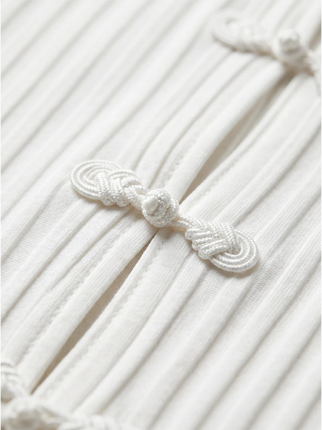 White Purītsu - Image 4